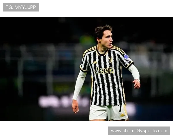 尤文阵地推进流畅，基耶萨兜射弧线绝美